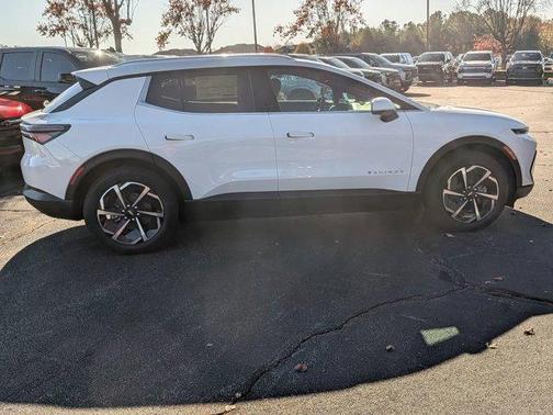 2026 Chevrolet Equinox EV LT 2