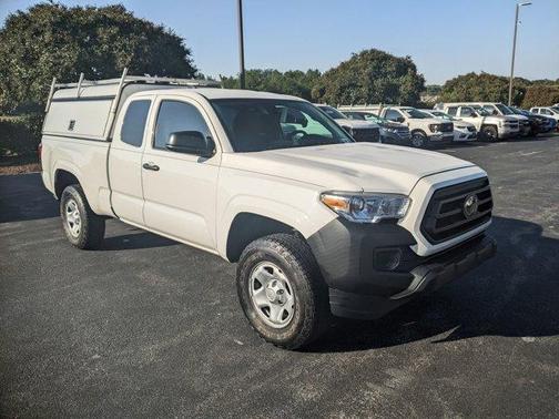 2022 Toyota Tacoma SR