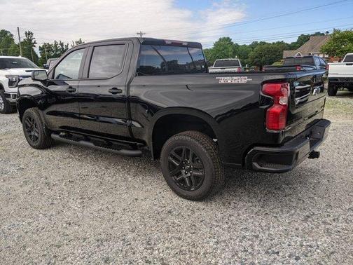2025 Chevrolet Silverado 1500 Custom Trail Boss