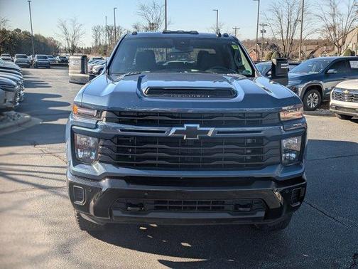 2025 Chevrolet Silverado 2500 Custom