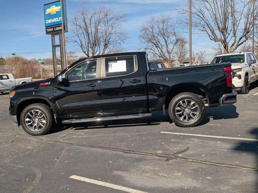 2025 Chevrolet Silverado 1500 LT