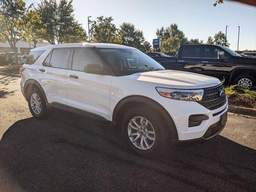 2020 Ford Explorer Base