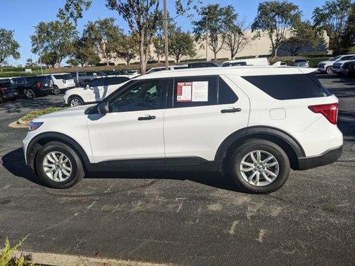 2020 Ford Explorer Base