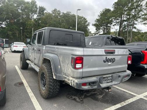 2020 Jeep Gladiator Sport