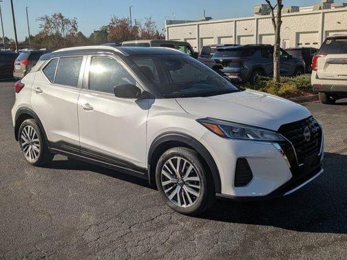 2023 Nissan Kicks SV