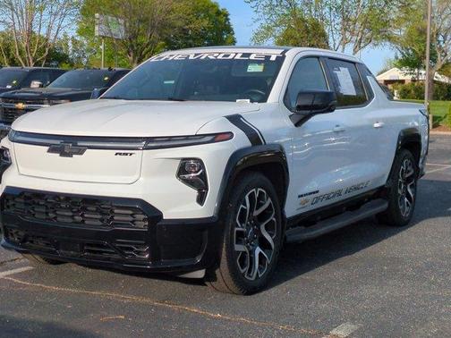 Summit White 2025 Chevrolet Silverado EV RST