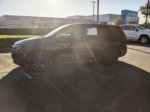 2023 Chevrolet Equinox LS