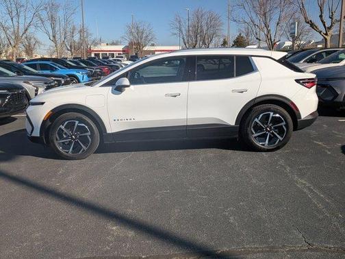 2026 Chevrolet Equinox EV LT 2