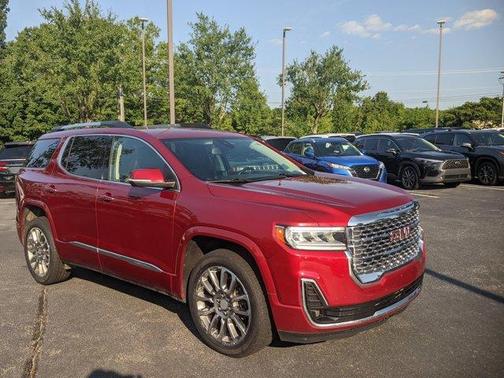 2023 GMC Acadia Denali