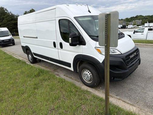 Bright White Clearcoat 2024 RAM ProMaster 2500 High Roof