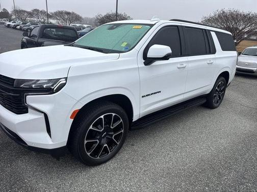 2024 Chevrolet Suburban RST