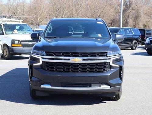 2023 Chevrolet Suburban LS