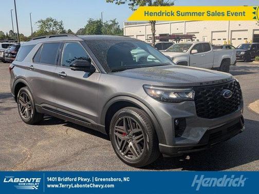 Carbonized Gray 2025 Ford Explorer ST-Line