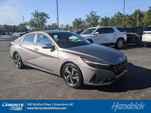 2023 Hyundai ELANTRA Limited