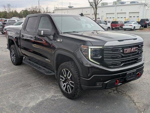 2023 GMC Sierra 1500 AT4
