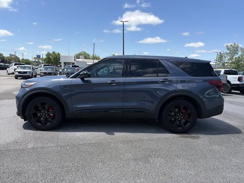 INFINITE BLUE MET TINTED CC 2021 Ford Explorer ST