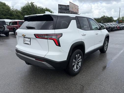 Summit White 2025 Chevrolet Equinox LT