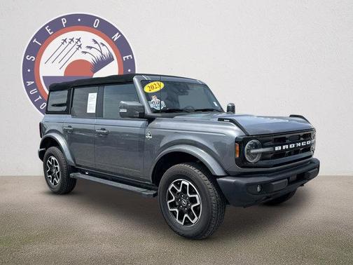 2023 Ford Bronco Outer Banks