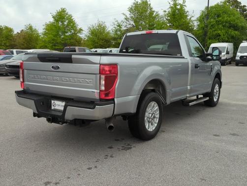 ICONIC SILVER 2022 Ford F-350 XLT