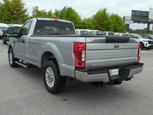 ICONIC SILVER 2022 Ford F-350 XLT