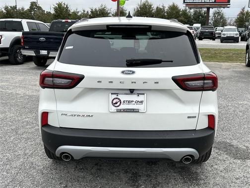 2025 Ford Escape Platinum