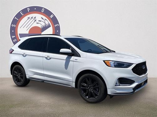 2022 Ford Edge ST Line