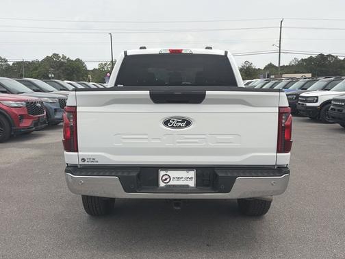 OXFORD WHITE 2025 Ford F-150 XLT