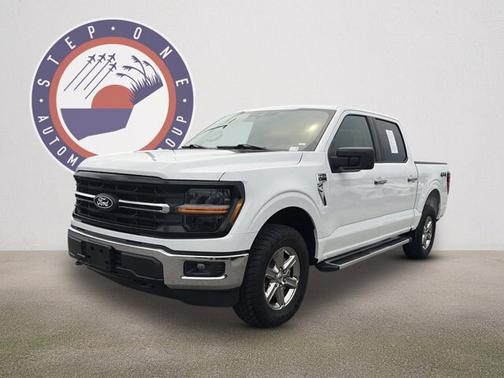 OXFORD WHITE 2025 Ford F-150 XLT
