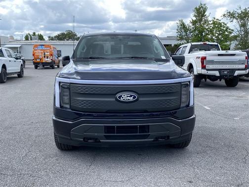 2025 Ford F-150 Lightning XLT