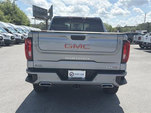 Sterling 2025 GMC Sierra 1500 AT4
