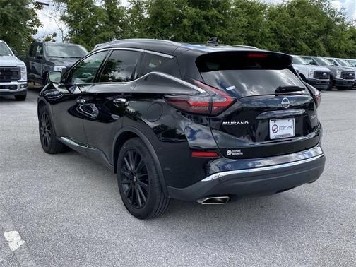 2023 Nissan Murano SL