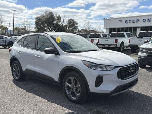 2025 Ford Escape ST-LINE