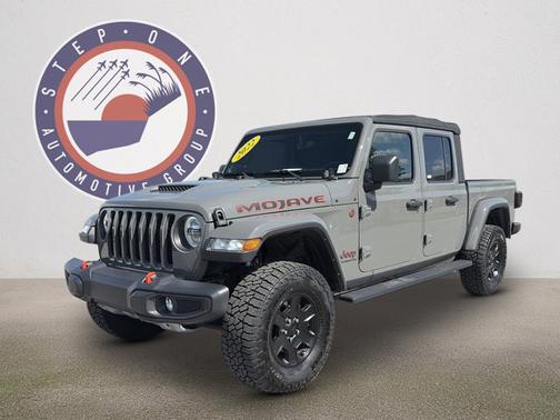 Sting Gray Clearcoat 2022 Jeep Gladiator MOJAVE