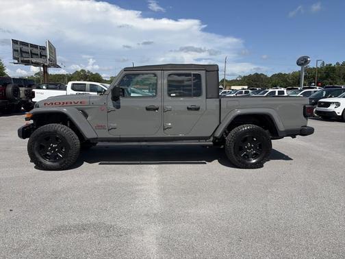 Sting Gray Clearcoat 2022 Jeep Gladiator MOJAVE