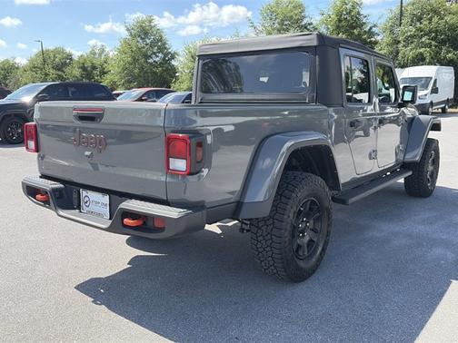 Sting Gray Clearcoat 2022 Jeep Gladiator MOJAVE