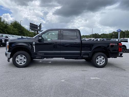 2025 Ford F-250 XLT