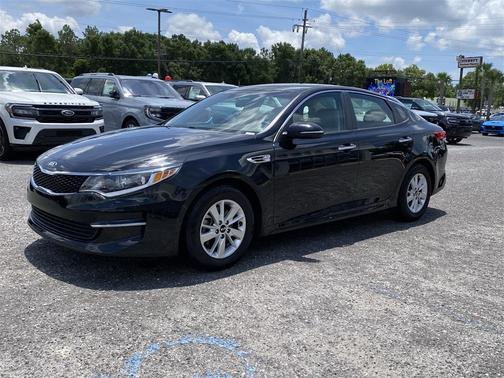 2017 Kia Optima LX