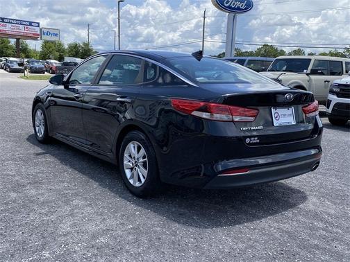 2017 Kia Optima LX