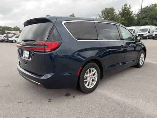 Fathom Blue Pearlcoat 2023 Chrysler Pacifica TOURING L