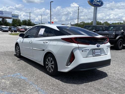 2021 Toyota Prius Prime XLE