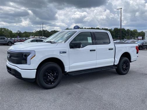 2025 Ford F-150 Lightning XLT