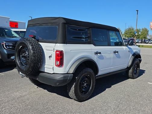 2023 Ford Bronco BLACK DIAMOND