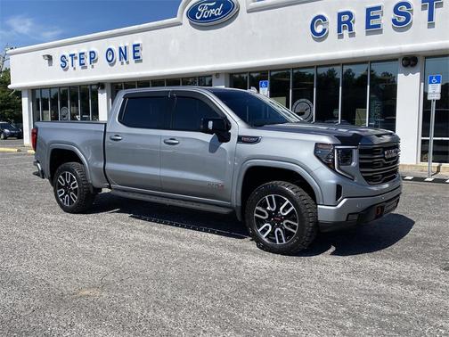 2024 GMC Sierra 1500 AT4