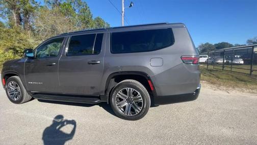 2024 Jeep Wagoneer L Series II 4x2