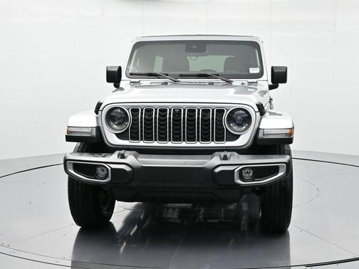 2024 Jeep Wrangler 4-Door Sahara 4x4
