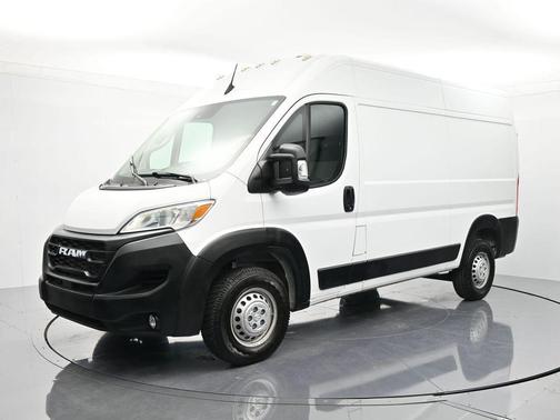 2025 RAM ProMaster 2500 Tradesman