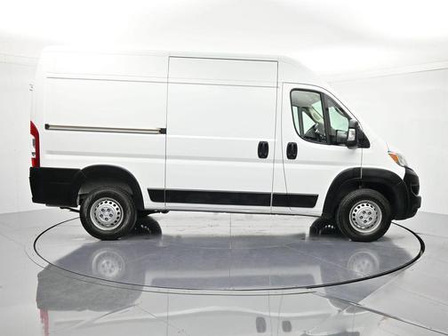 2025 RAM ProMaster 2500 Tradesman