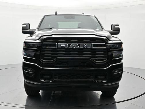 Diamond Black Crystal Pearlcoat 2026 RAM 2500 Big Horn Crew Cab 4x4 6'4' Box