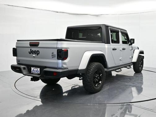 2022 Jeep Gladiator Willys 4x4