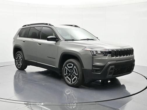 2026 Jeep Cherokee Laredo 4x4